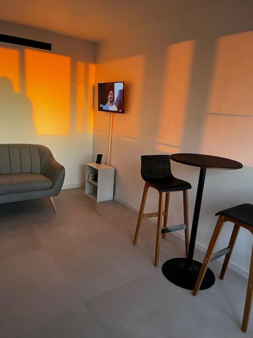 Suite « Body Love » - Jacuzzi Privatif Créteil Buitenkant foto