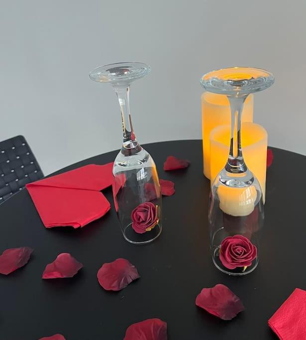 Suite « Body Love » - Jacuzzi Privatif Créteil Buitenkant foto